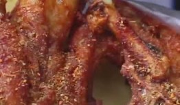 炸鸡大叔爆料视频,炸鸡制作背后的秘密大公开！